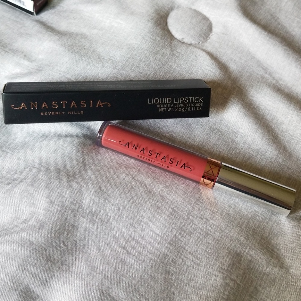 Anastasia Beverly hills liquid lipstick